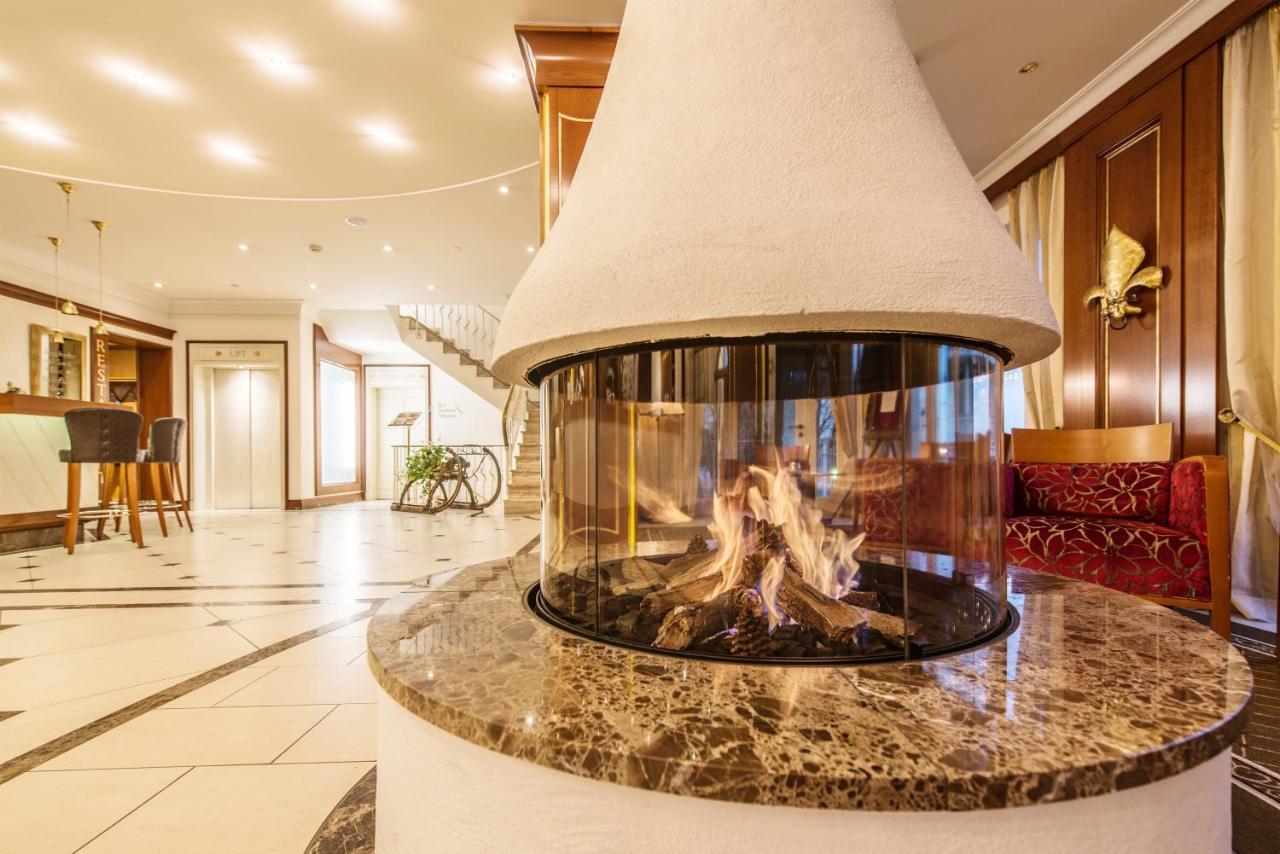 Hotel Dreifluessehof Gaestehaus Passau Bagian luar foto